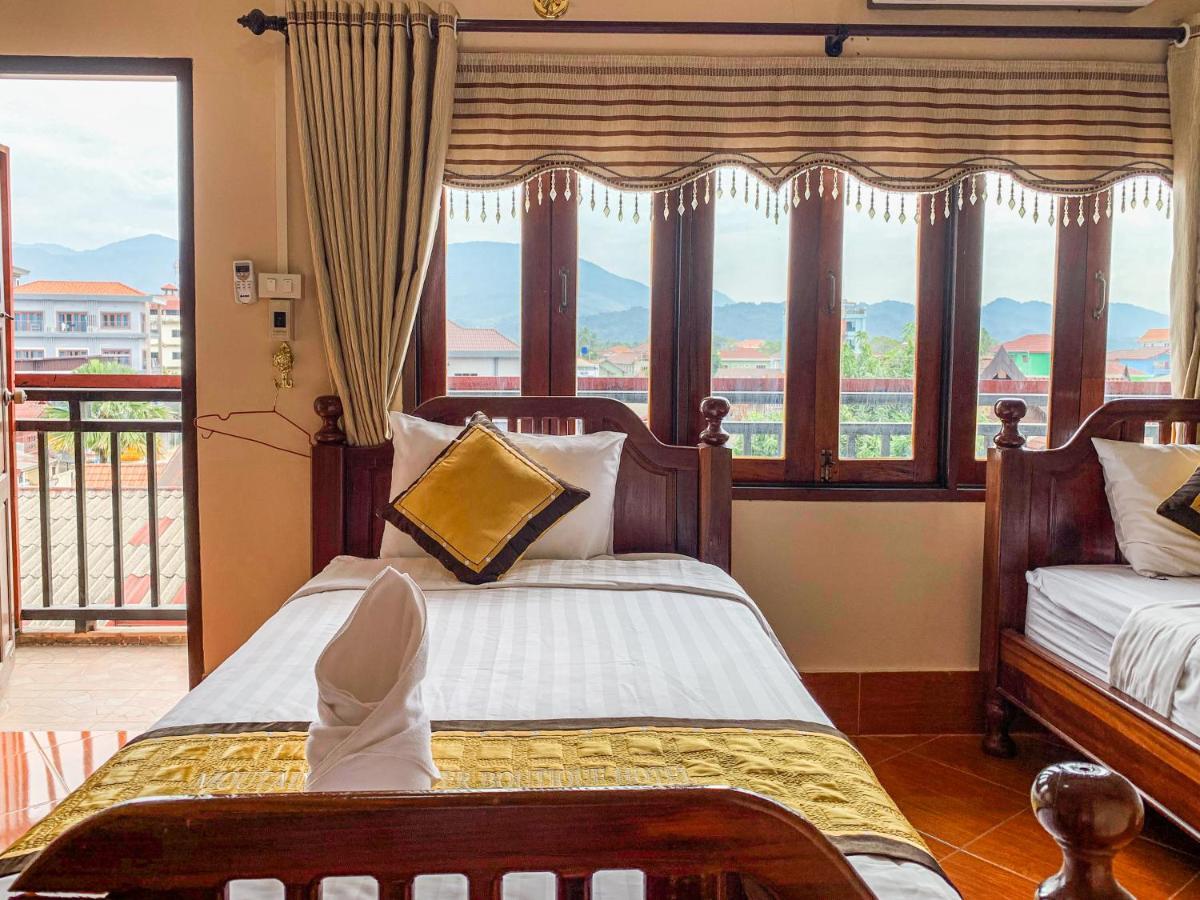 Bountang Mountain View Riverside Hotel Ванг-Виенг Экстерьер фото