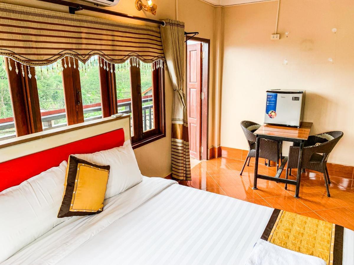 Bountang Mountain View Riverside Hotel Ванг-Виенг Экстерьер фото