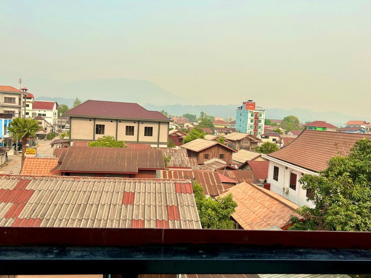 Bountang Mountain View Riverside Hotel Ванг-Виенг Экстерьер фото